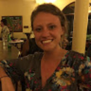 Meet your Posher, Lara